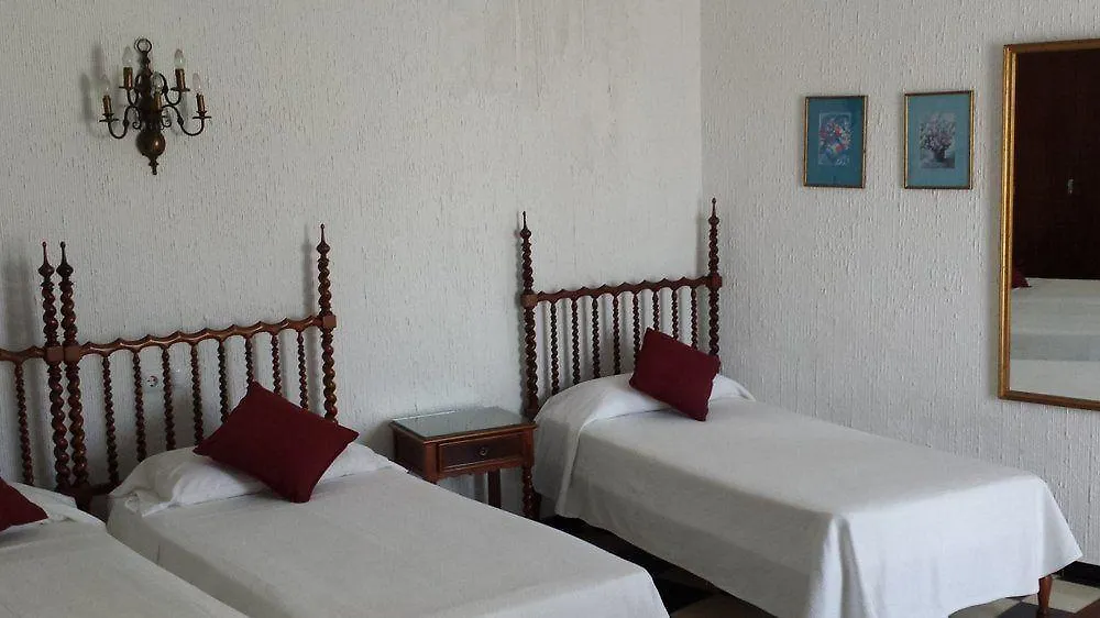 Hostal Cas Bombu Cala Ratjada  Πανσιόν